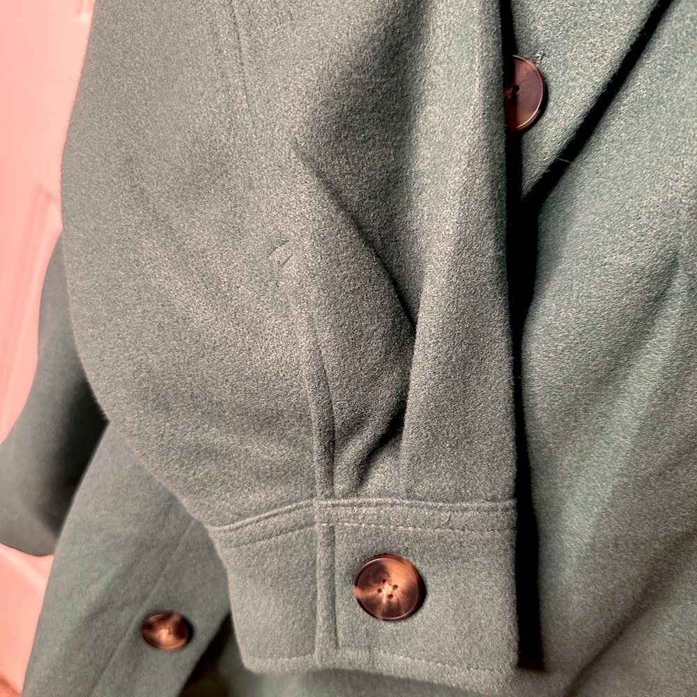 Jacket - Picture 5 of 10